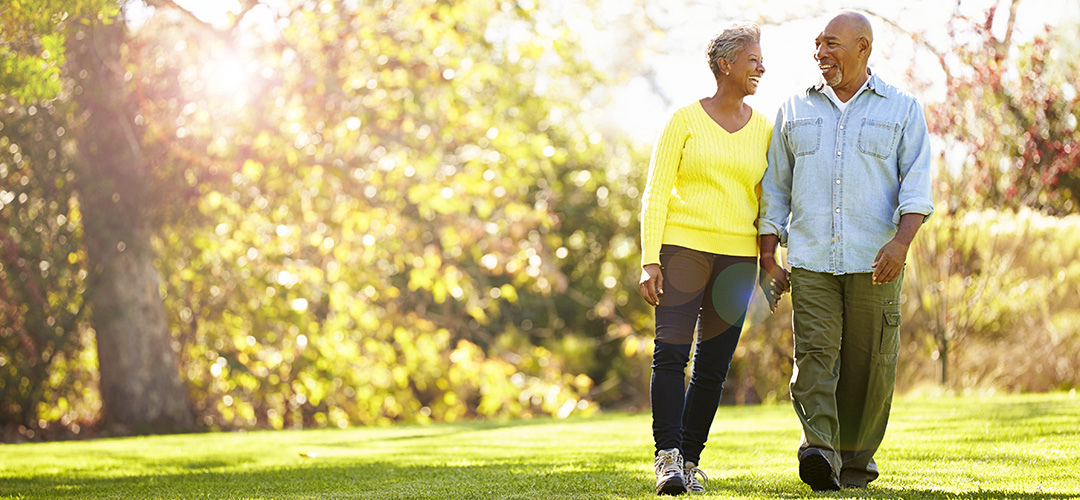 blog-featured_boost-retirement-participation_1080x500 older couple walking