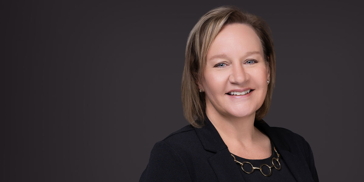 Michele Ballard headshot