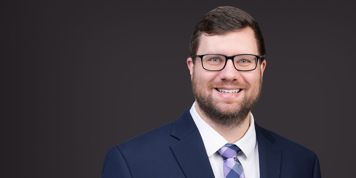 Timothy Hills headshot